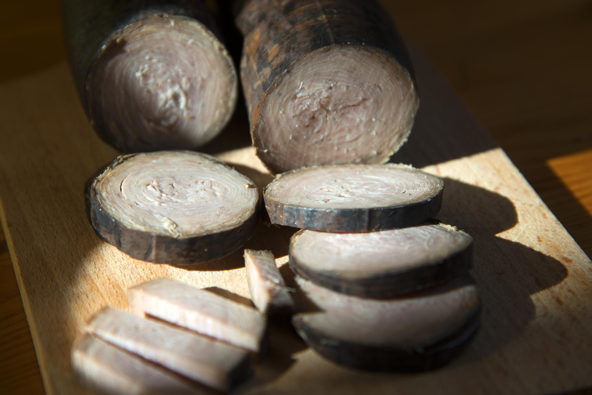 La fête de l’andouille à GuémenésurScorff une fête très gourmande — free download